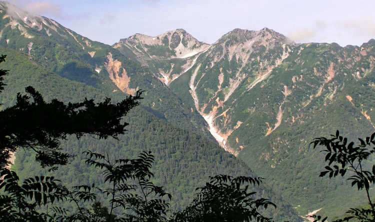 登山口