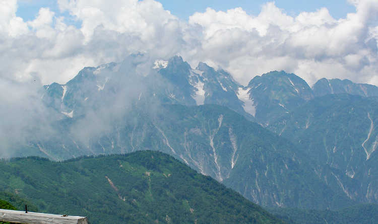 登山口